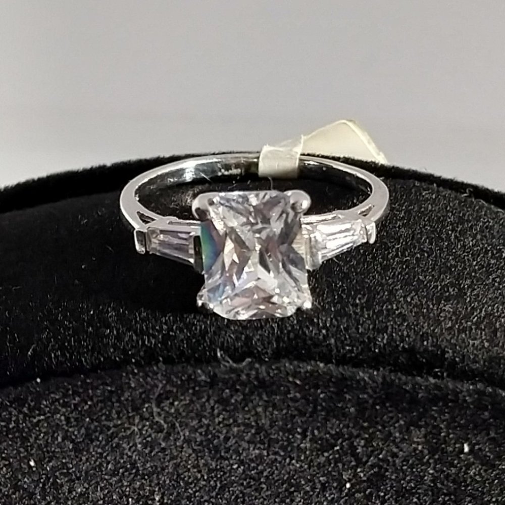 4ctw Emerald Cut Cubic Zirconia Sterling Ring Sz 8